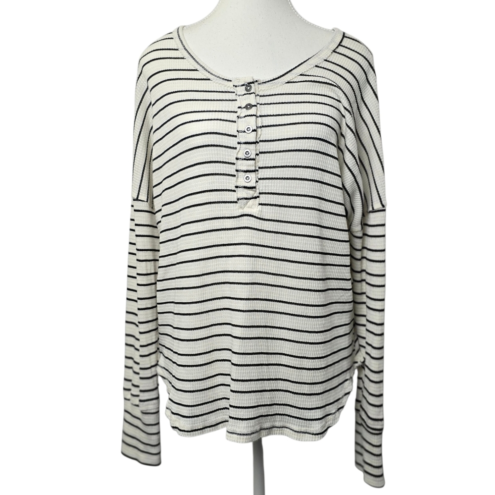 Billabong Women's Striped Waffle Knit Henley Long Sleeve Shirt Size M